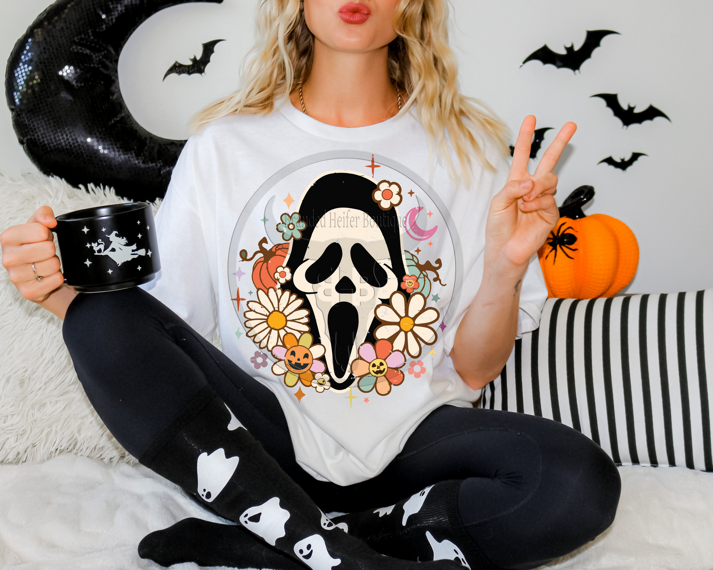 Groovy Scream  T-Shirt