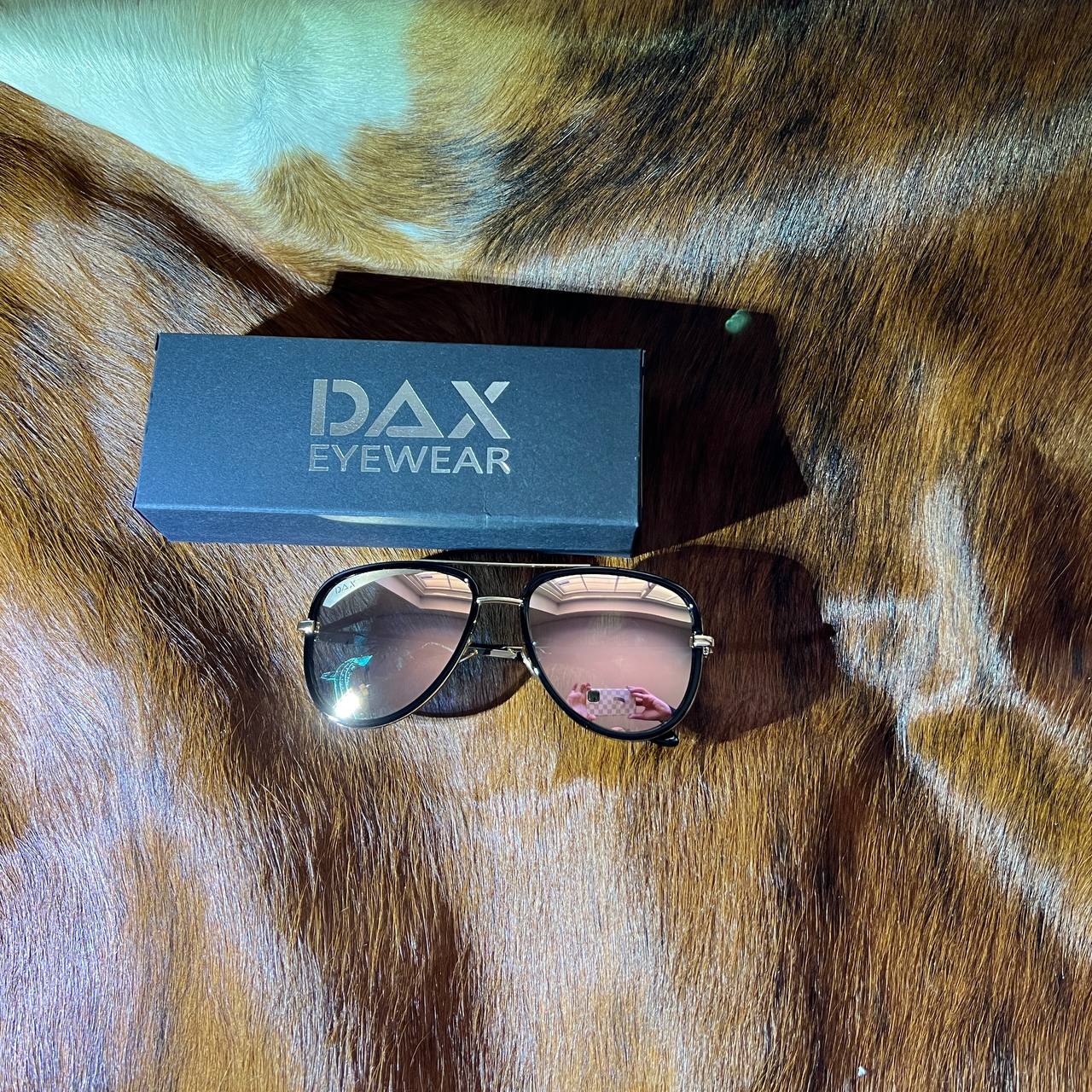 DAX Cove in Rose Pink - Sunglasses