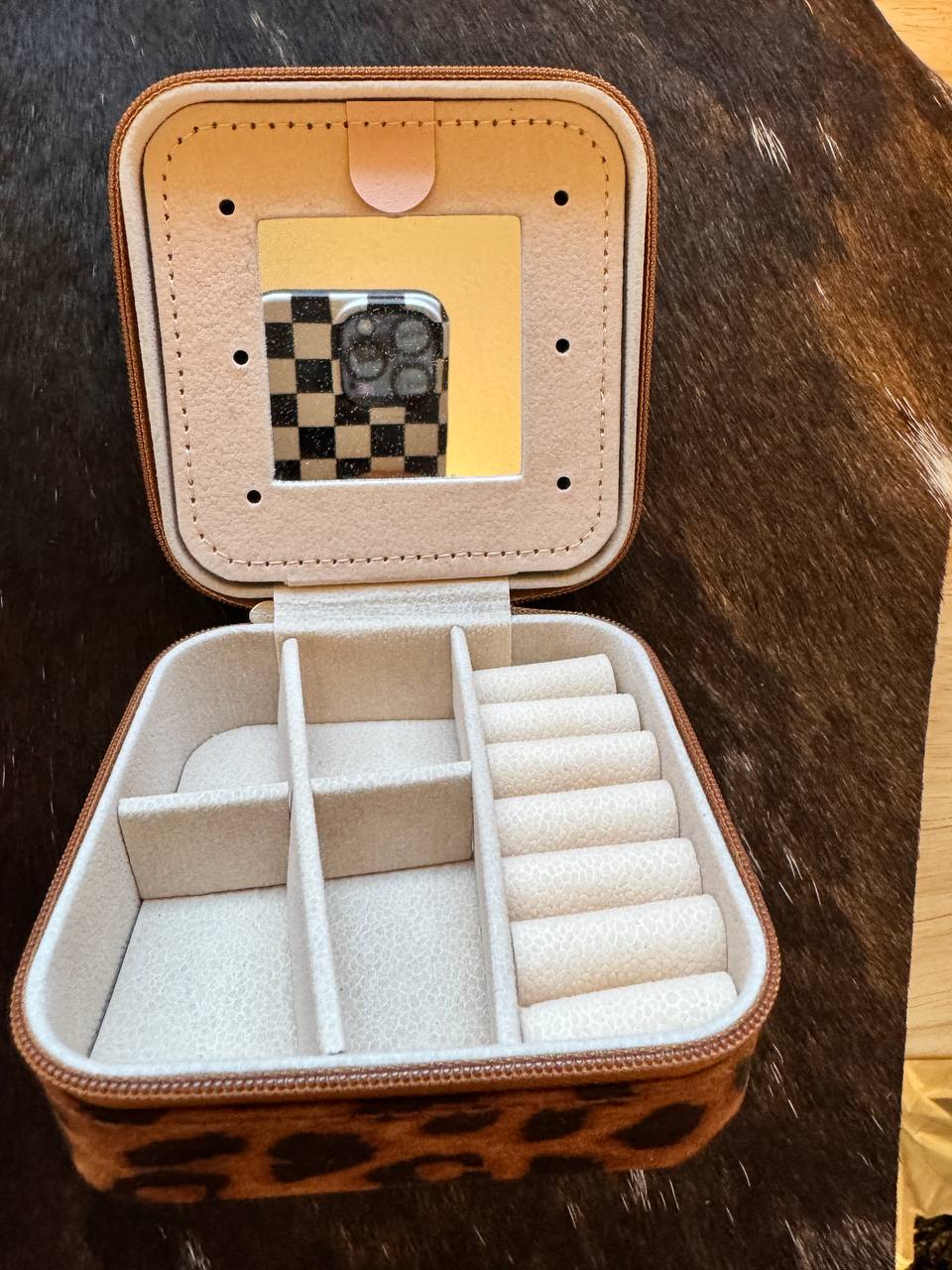 Travel Jewelry Boxes - Stylish and Compact